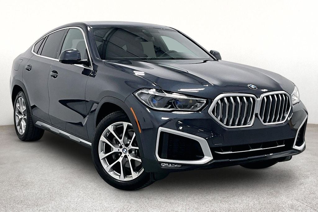 2020 BMW X6 xDrive40i in Arctic Gray Metallic — front three-quarter view