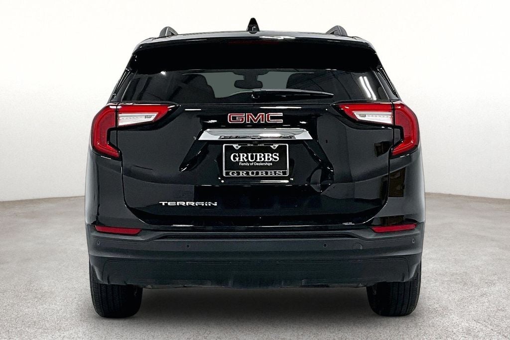 2022 GMC Terrain — detail view