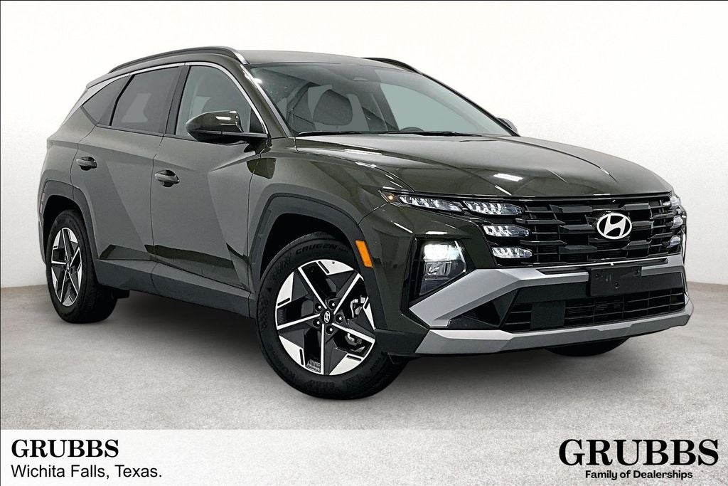 2025 Hyundai Tucson SEL in Rockwood Green — front three-quarter view