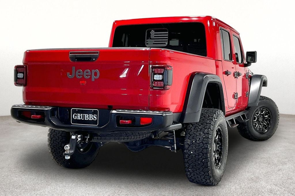 2020 Jeep Gladiator — side profile view