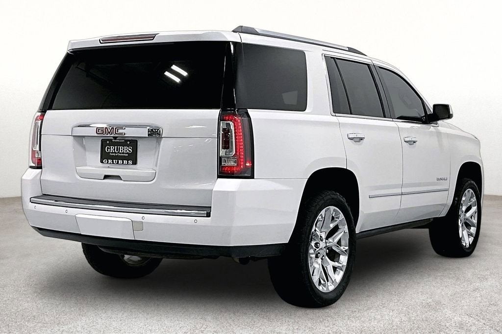 2020 GMC Yukon — side profile view